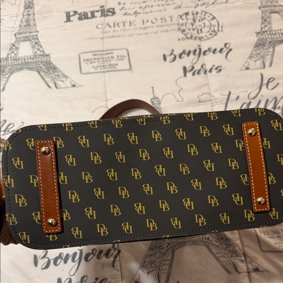 Dooney & Bourke Black and Tan Logo Shoulder Bag - Picture 8 of 8
